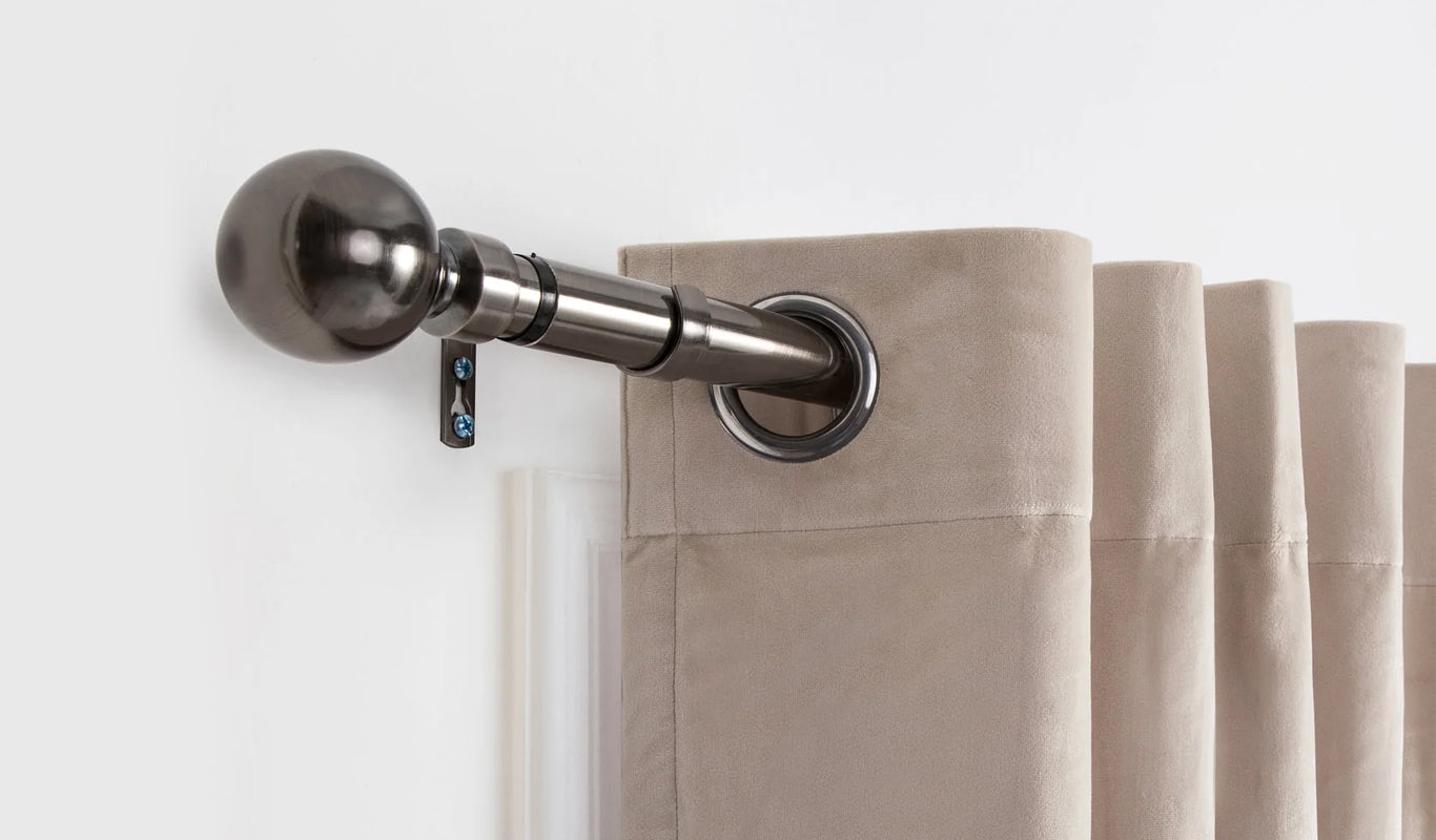 The Ultimate DIY Guide To Installing Curtain Rods – Oxford Homeware