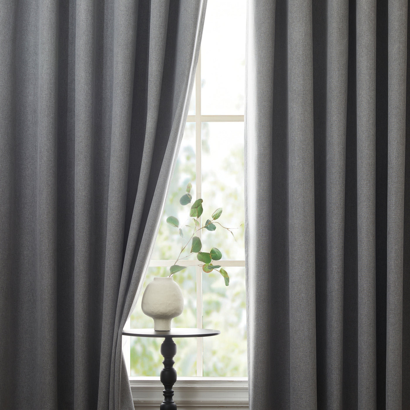 Blackout Curtains – Eyelet Design for Bedroom