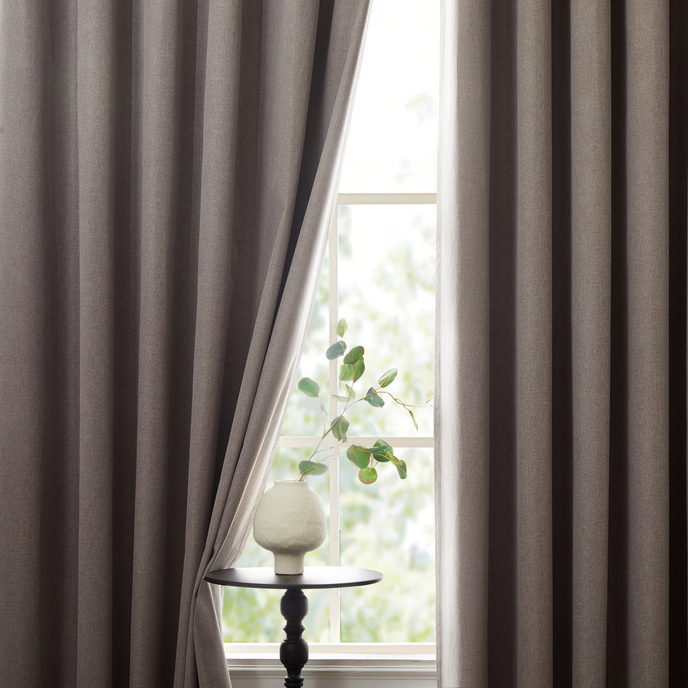 Blackout Curtains – Eyelet Design for Bedroom