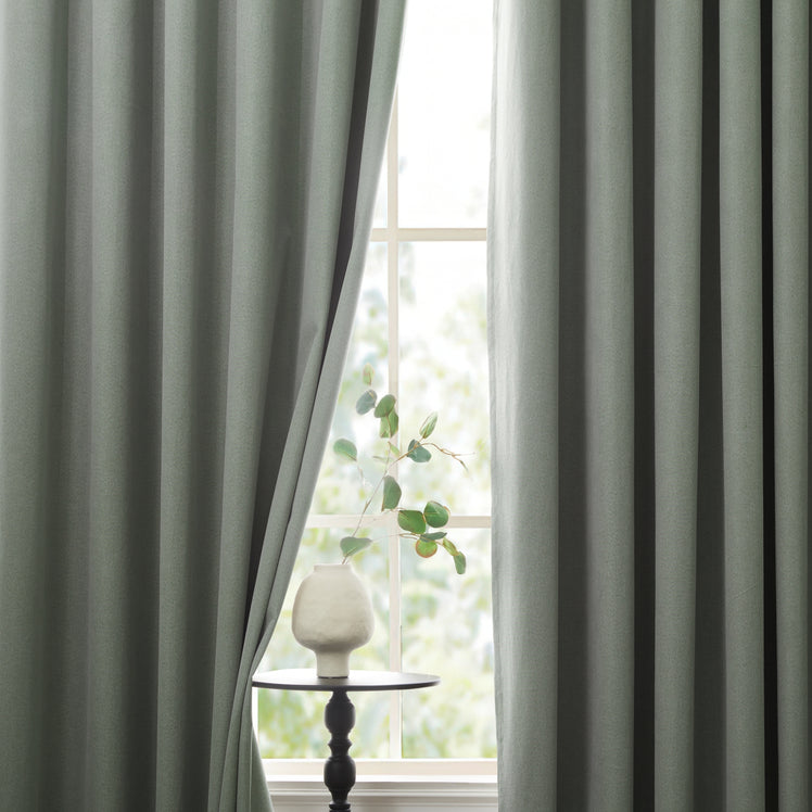 Blackout Curtains – Eyelet Design for Bedroom