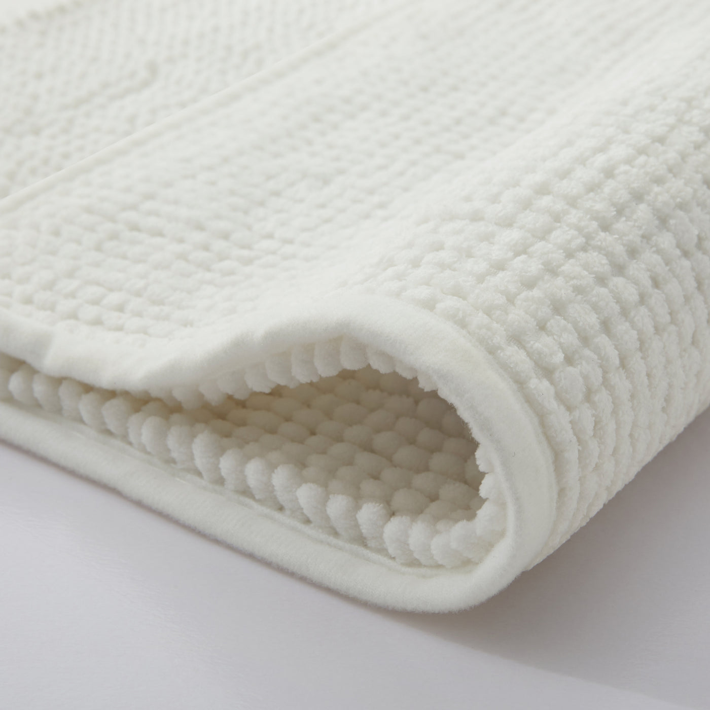 Chenille Bath Mat White