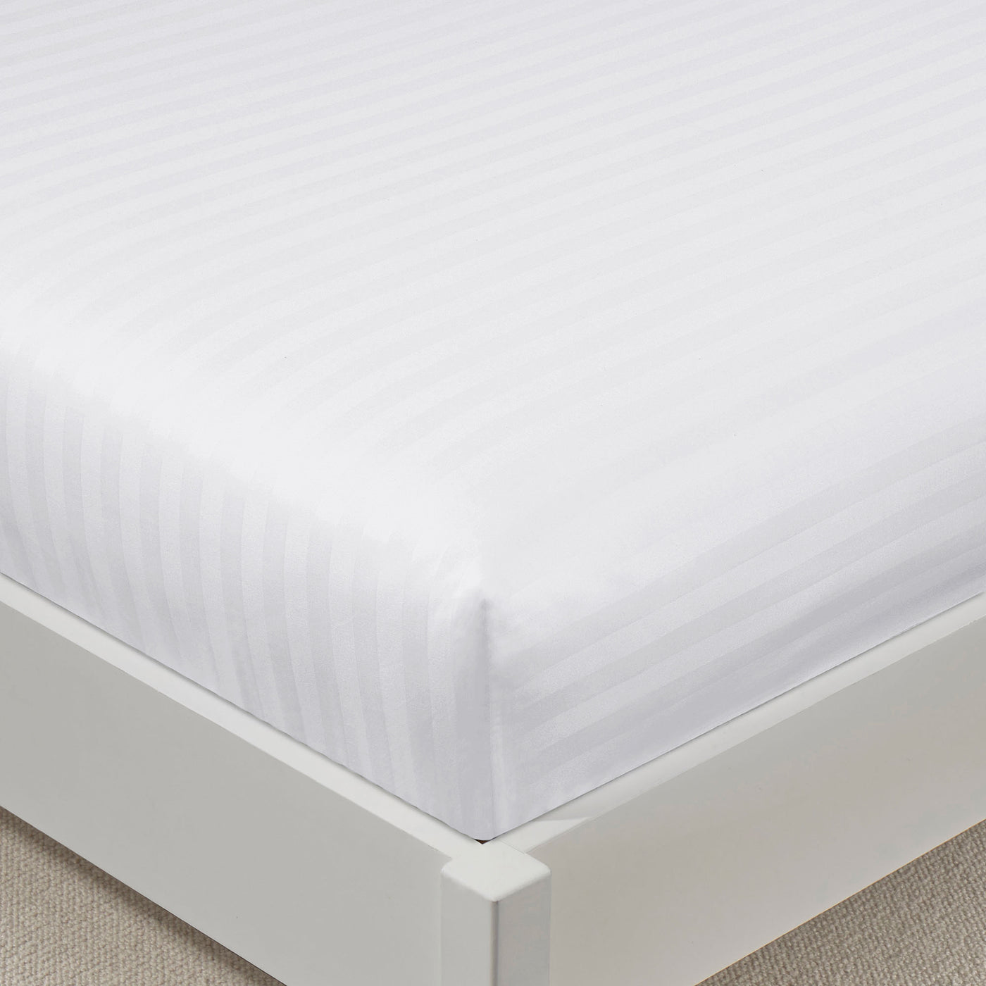 Extra Deep Stripe Fitted Sheets 40CM