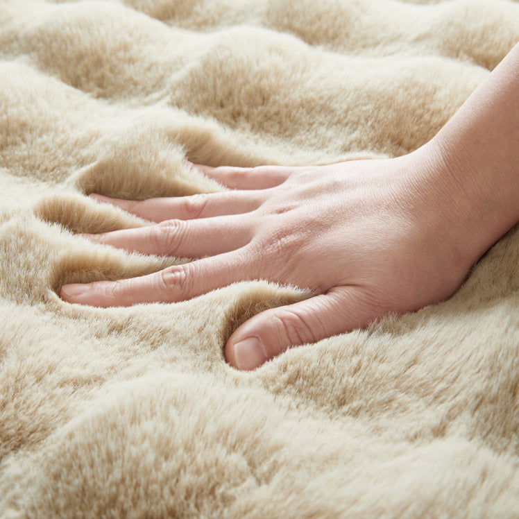 Soft Bubble Rug – Faux Fur Textured Washable Area Rug