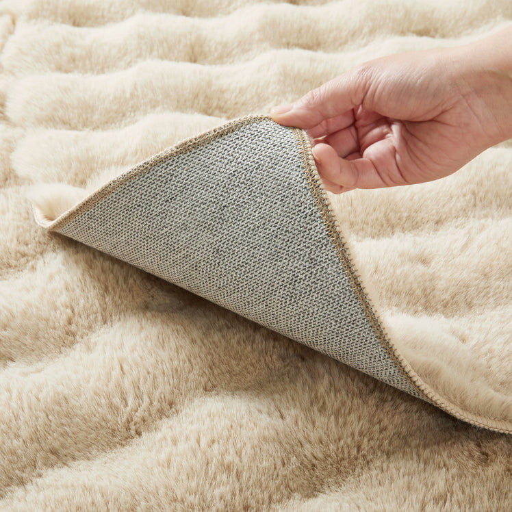 Soft Bubble Rug – Faux Fur Textured Washable Area Rug