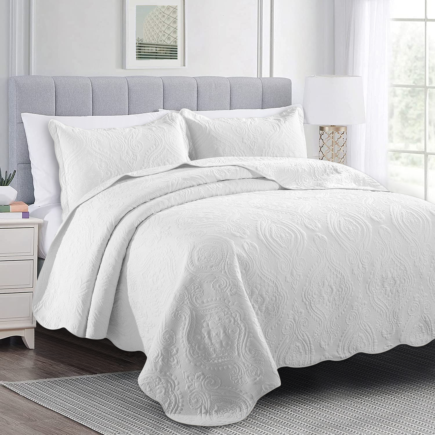 Quilted Luxury White Cotton Quilted Bedspread | Oxford Homeware