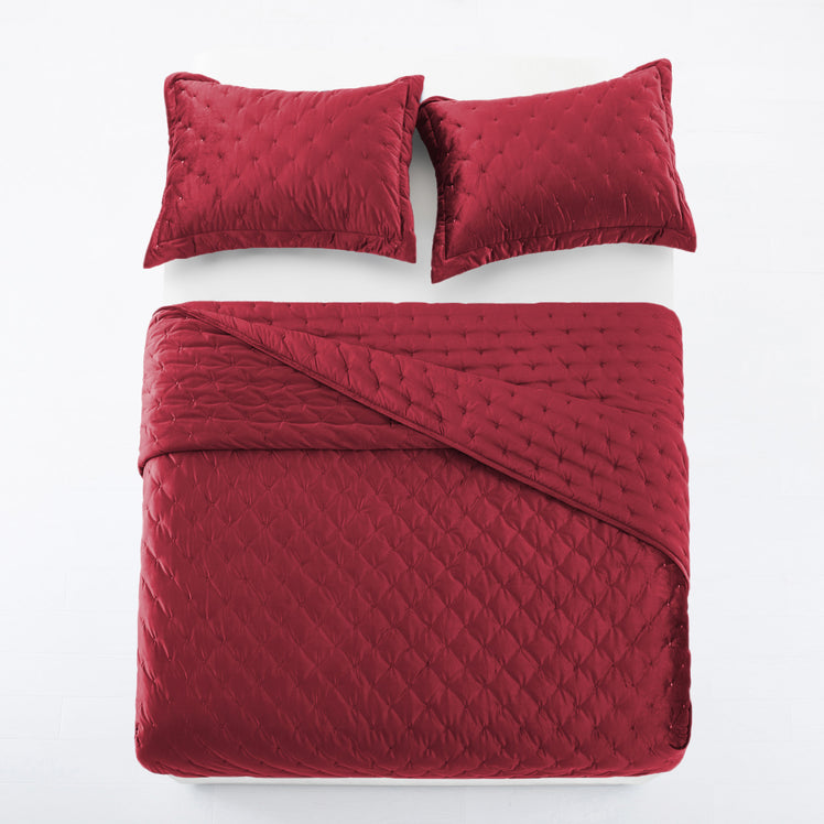 Burgundy Crushed Velvet Bedspread Set & Matching Eyelet Curtain